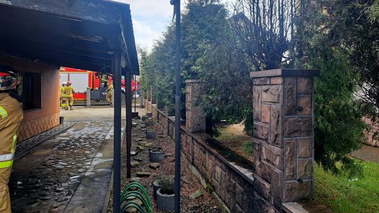 Pożar w Cergowej. W akcji trzy zastępy PSP i OSP