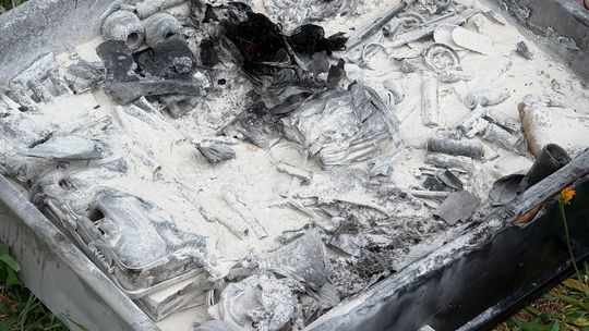 Pożar w mieszkaniu przy Hallera w Krośnie. Paliły się baterie