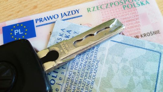 Prawa jazdy nie trzeba wozić ze sobą. Od 5 grudnia obowiązują nowe przepisy