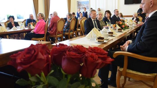 Prezydent Krosna nagrodził nauczycieli i dyrektorów