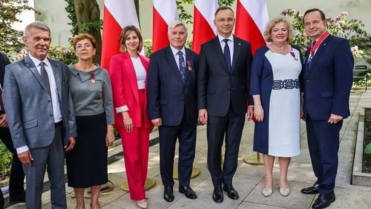 Prezydent Piotr Przytocki odebrał odznaczenie od Prezydenta RP