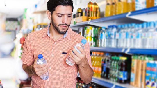 Producenci napojów w butelkach zostaną nabici w butelkę? Mogą być karani za niewinność