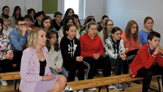 Program edukacyjny „W służbie prawu” w dwóch podstawówkach z Gminy Rymanów