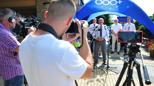Program Rodzina 800 plus. Konferencja prasowa w Krośnie
