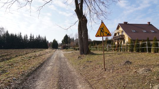 Rozpoczyna się przebudowa dróg w Gminie Jedlicze. Będą utrudnienia!