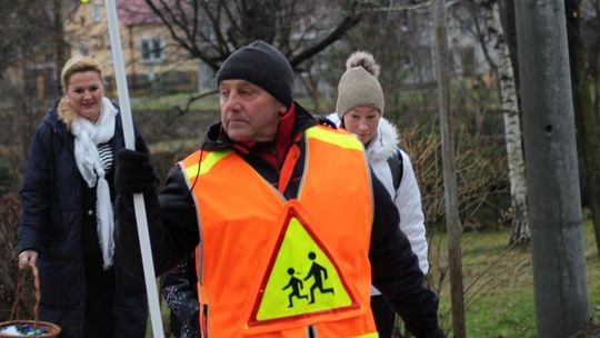 "Przeprowadzacz" w Głowience. Bezpieczniejsza droga do szkoły