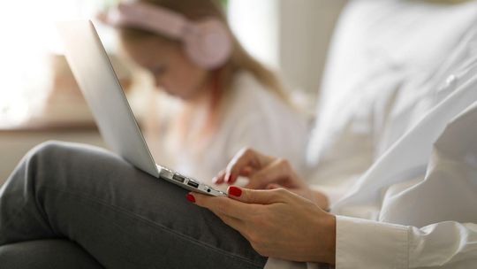 Psychotesty online – jak działają i czy warto na nich polegać?