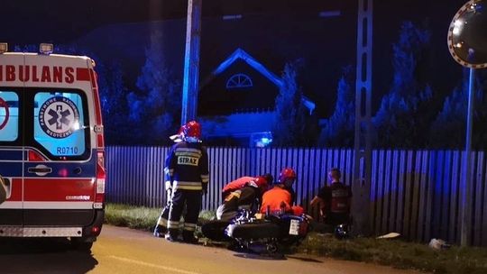 Ranni motocyklista i jego pasażerka. Poważny wypadek na Białobrzeskiej