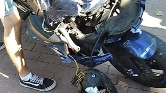 Rażąca nieodpowiedzialność 18-letniego motocyklisty. Za swoje czyny odpowie przed sądem