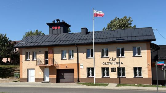 Remiza OSP w Głowience po remoncie. Nowy dach, elewacja wieży