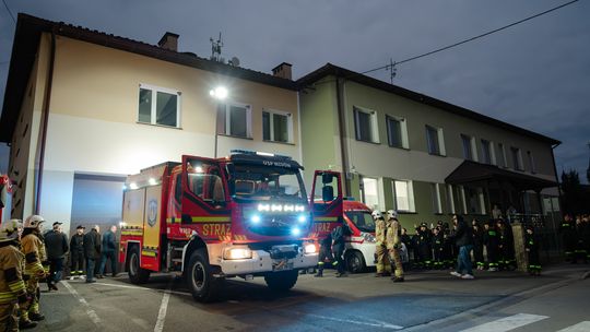 Renault w OSP Wzdów. Nowy sprzęt zwiększy bezpieczeństwo w regionie