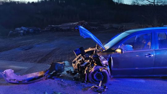 ? Równe/DK19. Zderzenie osobówki z naczepą ciężarówki [AKTUALIZACJA]