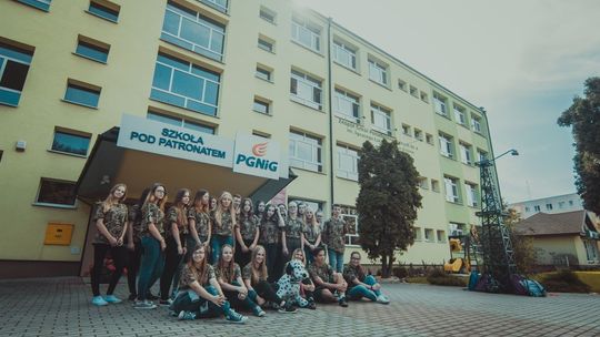 Rozpoczął się nowy rok szkolny dla klas ratowniczo-obronnych w Naftówce