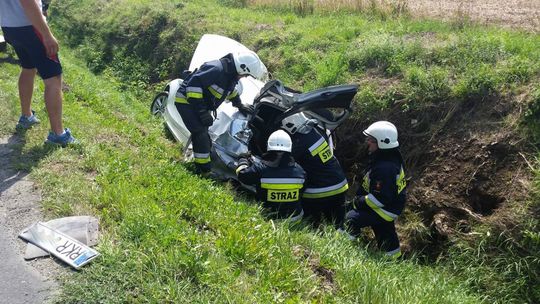 RYMANÓW: Kierowca Iveco najechał na tył BMW