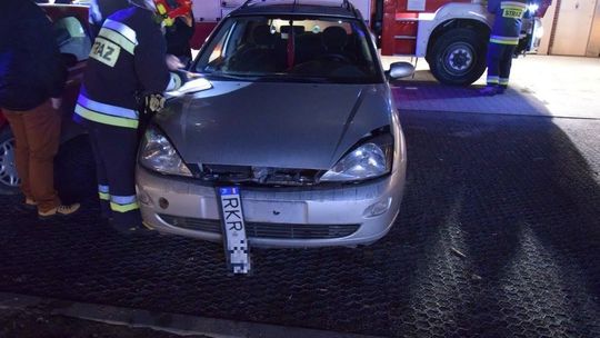 RYMANÓW: Kolizja przed biedronką