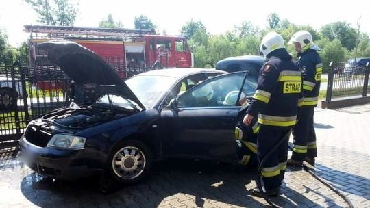 RYMANÓW: Szybka akcja na Grunwaldzkiej. Pożar samochodu