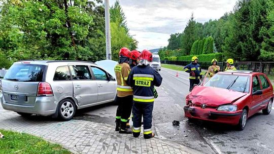 Rymanów. Zderzenie samochodów, wśród rannych dziecko [AKTUALIZACJA]