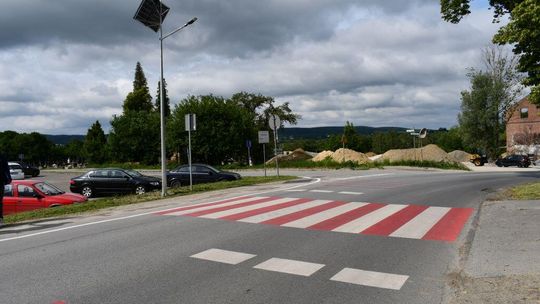 Są nowe przejścia dla pieszych w Zręcinie, Korczynie i Jedliczu
