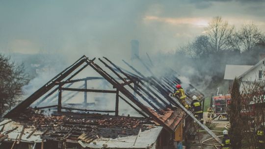 Seniorka straciła dach nad głową. Ruszyła zbiórka na pomoc w odbudowie domu