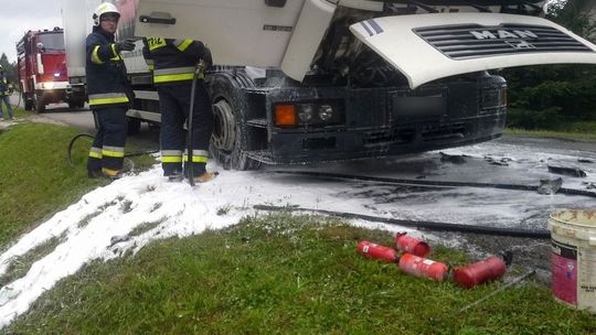 SIENIAWA: Pożar ciężarówki na ul. Długiej
