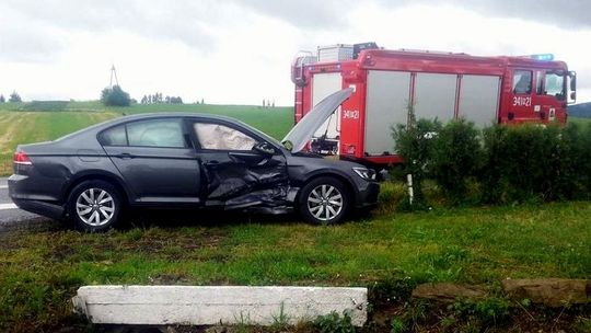 SIENIAWA: Zderzenie Audi i Volkswagena. 51-latek ukarany mandatem