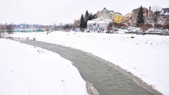 Służby w województwie przygotowane do odwilży. Wisłok w Krośnie w strefie stanów średnich