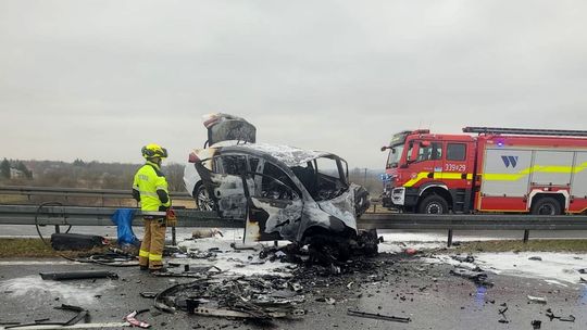 Śmierć w płomieniach na S19 pod Rzeszowem. Kierowca jechał pod prąd!