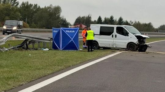 Śmiertelny wypadek na podkarpackim odcinku A4. Nie żyje 47-letnia kobieta