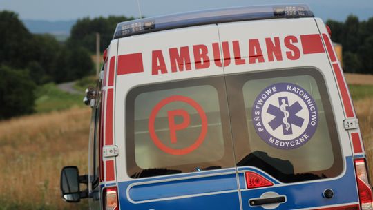 Śmiertelny wypadek podczas wyprzedzania rowerzystów. Nie żyje 56-letni lekarz