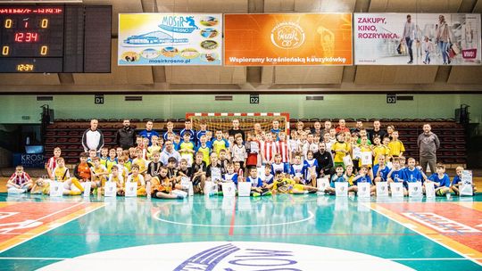 SP w Iwoniczu wygrała I Otwarte Mistrzostwa Krosna Szkół Podstawowych w Futsalu kat. U-11