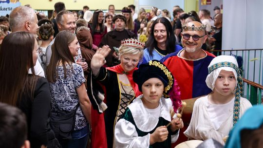 Średniowieczne Krosno w SP nr 14. Za nami rodzinny festyn pełen atrakcji [ZDJĘCIA]