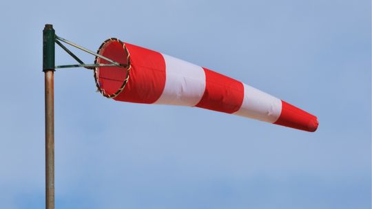 ? Środa i czwartek z silnymi porywami wiatru!