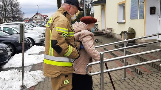 Strażacy PSP i OSP pomagają w akcji szczepienia przeciwko Covid-19