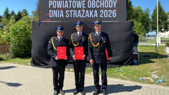 Strażacy uhonorowani za walkę z pożarem Puszczy Solskiej. Awanse dla strażaków z Krosna