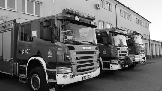 Strażacy w całej Polsce oddadzą dziś hołd zmarłemu druhowi