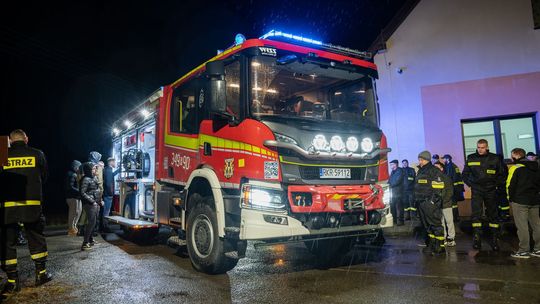 Strażacy z OSP KSRG Bratkówka wprowadzili do podziału bojowego ciężką Scanię [WIDEO, FOTO]