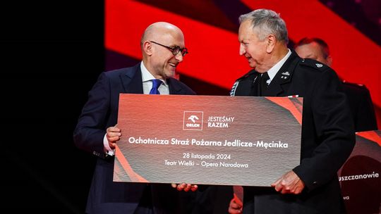 Strażacy z powiatu krośnieńskiego otrzymali wsparcie z Fundacji ORLEN