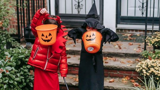 Stroje dla dzieci – pomysły na Halloween, bal przebierańców i inne okazje