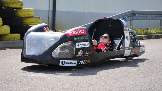 Studenci z Krosna znowu to zrobili. Ich "Piła" pobiła rekord na Shell Eco-marathon