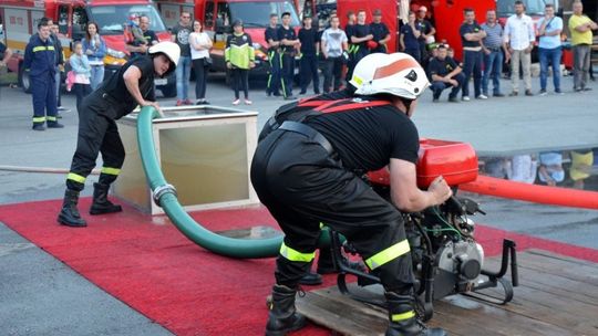 SVIDNIK: Strażacy z Pustyn wzięli udział w "nocnych" zawodach
