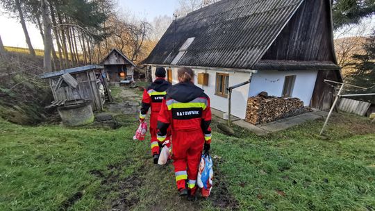 "Świąteczna paczka dla Seniora" - akcja Grupy Ratowniczo-Poszukiwawczej Legion Gerarda