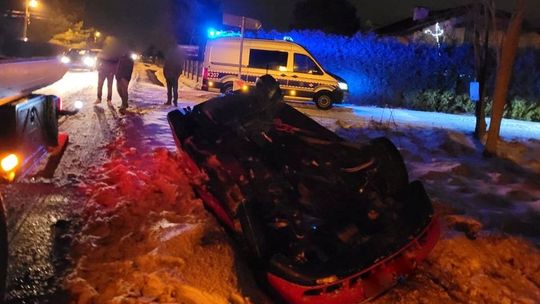 ? Świąteczny weekend na drogach. Najwięcej wypadków w Wigilię, nikt nie zginął