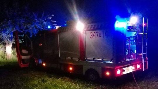 ŚWIERZOWA POLSKA: Ognisko poza kontrolą. Zagrożone zabudowania