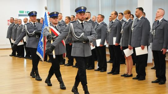 Święto policji w krośnieńskiej komendzie. Były awanse i odznaczenia