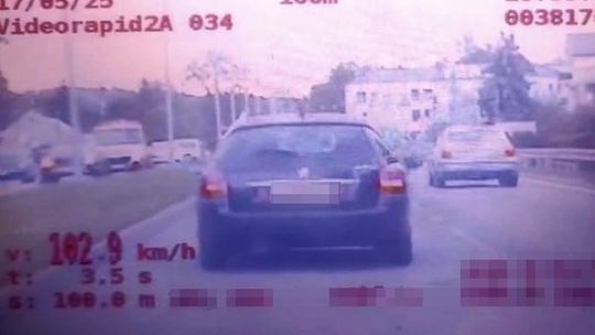 Szaleńcza jazda 28-latka w Krośnie. Bez uprawnień, na amfetaminie i z listą wykroczeń