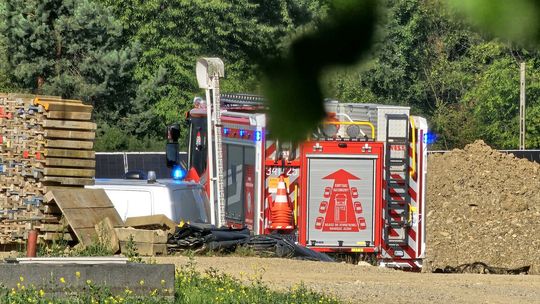 Szczepańcowa. Mężczyzna spadł z wysokości na terenie jazu