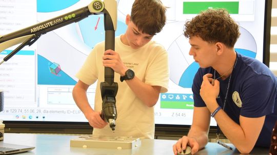 Technologia, eksperymenty i inspiracje. XIV Festiwal Nauki i Techniki w ZSM [ZDJĘCIA]