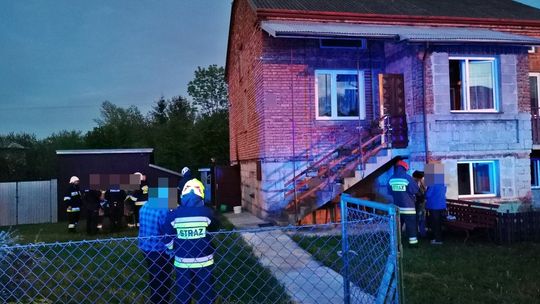 ? Tragedia w Milczy! Człowiek stracił życie w pożarze budynku