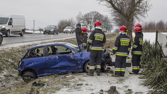 Trudny poranek: Wypadek w Moderówce. Zderzenie z MKSem w Krośnie