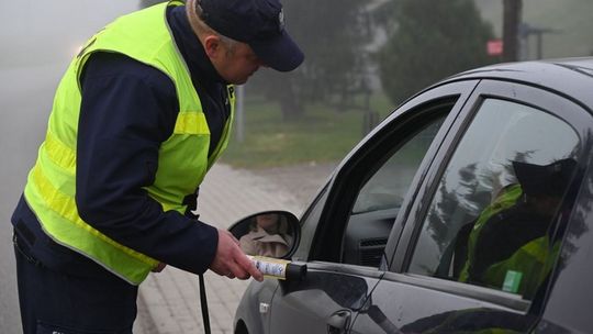 "Trzeźwy Poranek" po Andrzejkach. Nietrzeźwi kierowcy w Dobieszynie i Szczepańcowej